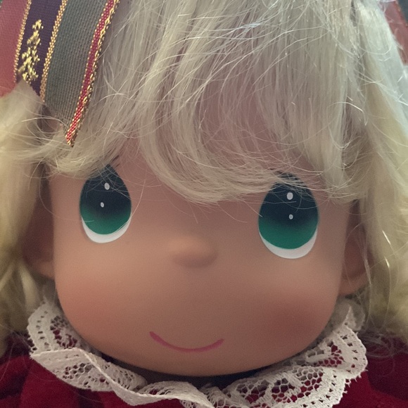 Precious Moments Stocking Doll Winter on Ice NIB - Picture 7 of 11